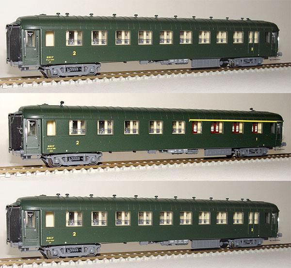 Set of 3 Passenger cars type OCEM<br /><a href='images/pictures/LS_Models/40208.jpg' target='_blank'>Full size image</a>